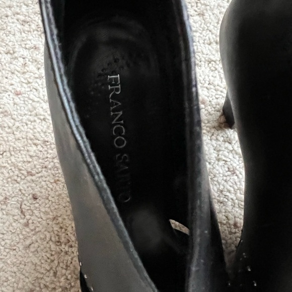 Franco Sarto peep toe studded black leather pumps - Picture 4 of 5